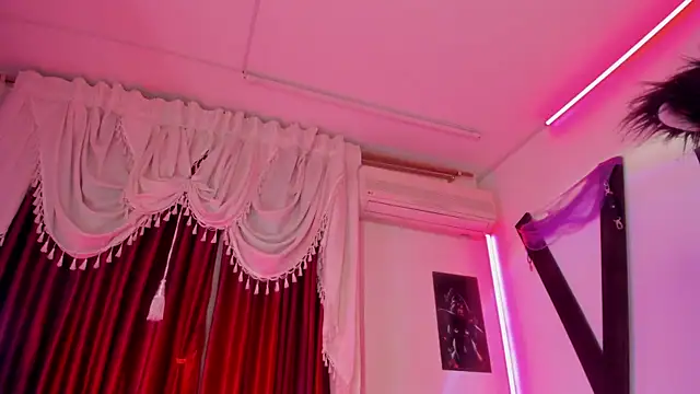 Little Naughtty online show from October 2025 01:12:02 PM