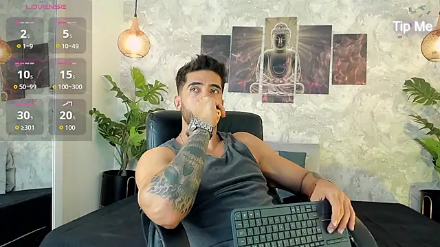 Snapshot of Nate_franco chatting on October 2025 02:32:01 AM Nate franco online show from October 2025 02:32:01 AM