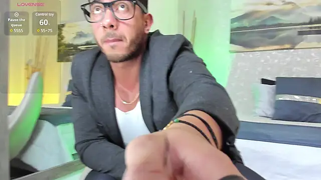 Snapshot of Nate_franco chatting on March 2025 04:03:01 AM Nate franco online show from March 2025 04:03:01 AM