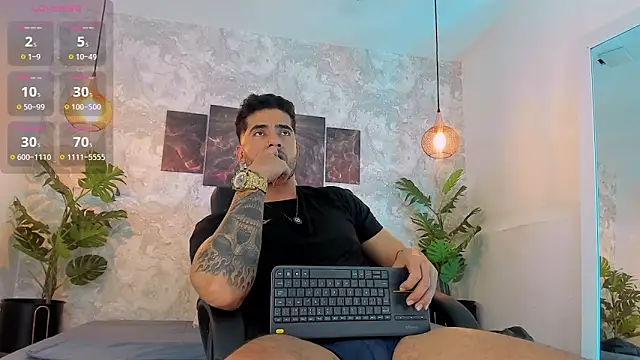 Snapshot of Nate_franco chatting on June 2026 03:45:01 AM Nate franco online show from June 2026 03:45:01 AM