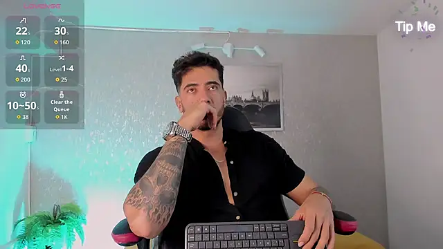 Snapshot of Nate_franco chatting on October 2025 06:37:01 AM Nate franco online show from October 2025 06:37:01 AM