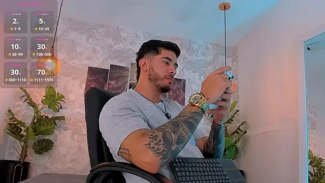 Snapshot of Nate_franco chatting on June 2026 04:43:01 AM Nate franco online show from June 2026 04:43:01 AM