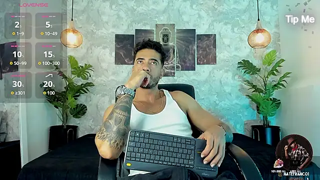 Snapshot of Nate_franco chatting on October 2025 12:56:02 AM Nate franco online show from October 2025 12:56:02 AM