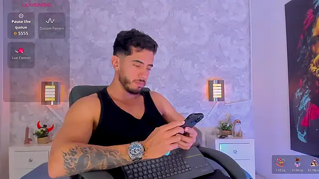 Snapshot of Nate_franco chatting on November 2025 07:07:01 AM Nate franco online show from November 2025 07:07:01 AM