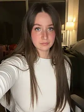 nerdynina online show from April 2026 02:07:02 AM