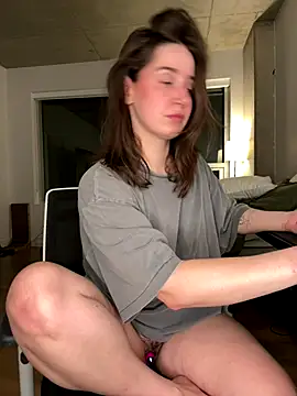 Snapshot of nerdynina chatting on November 2025 12:42:02 AM nerdynina online show from November 2025 12:42:02 AM