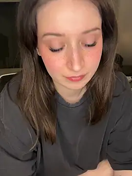 nerdynina online show from January 2026 01:31:01 AM