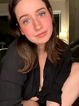 Snapshot of nerdynina chatting on November 2025 12:33:01 AM nerdynina online show from November 2025 12:33:01 AM