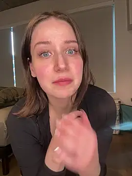 nerdynina online show from March 2025 10:16:01 PM