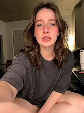 Snapshot of nerdynina chatting on November 2025 03:28:01 AM nerdynina online show from November 2025 03:28:01 AM