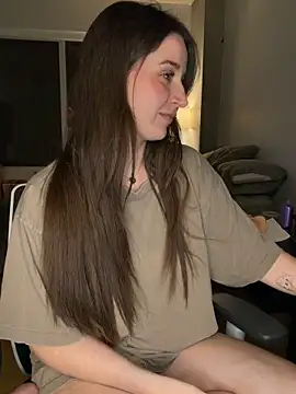 nerdynina online show from June 2026 02:00:02 AM