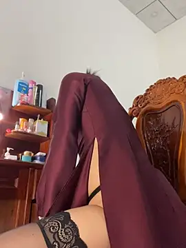    Erin    online show from July 2026 03:18:01 AM