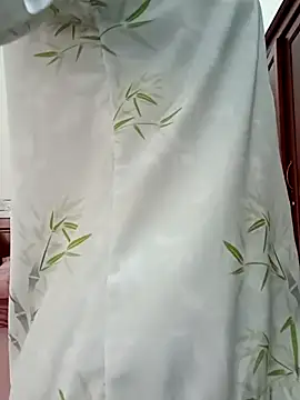    Erin    online show from December 2025 02:50:01 PM