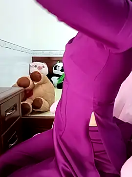    Erin    online show from January 2026 01:43:02 AM