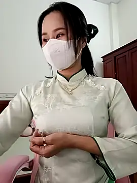    Erin    online show from February 2026 03:15:01 AM