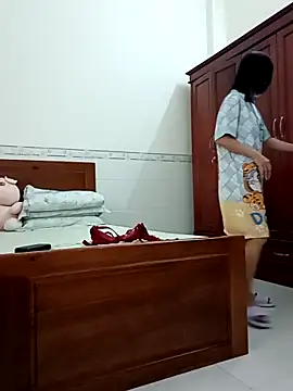    Erin    online show from March 2026 02:28:02 AM