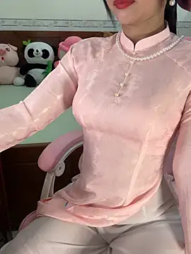    Erin    online show from June 2026 01:44:01 AM