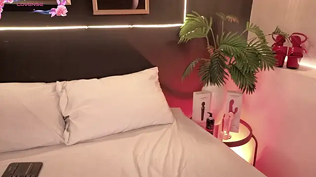 samanthaevanss1 online show from February 2026 02:50:02 AM