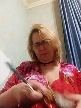 Forest-Lady online show from December 2025 01:37:01 PM