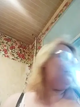 Forest-Lady online show from September 2025 03:08:02 PM