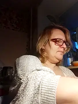 Forest-Lady online show from November 2025 07:01:01 AM