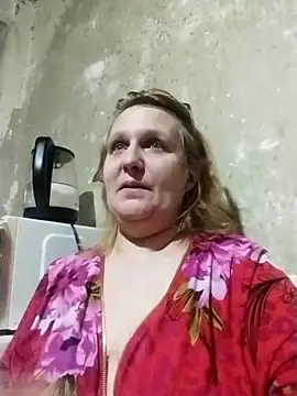 Forest-Lady online show from April 2026 07:21:02 PM