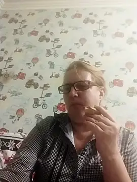 Forest-Lady online show from September 2025 03:33:01 PM