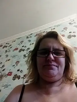 Forest-Lady online show from November 2025 09:36:01 AM