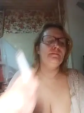 Forest-Lady online show from November 2025 03:05:02 PM