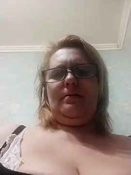 Forest-Lady online show from November 2025 07:31:01 AM