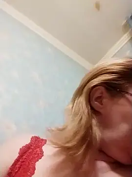 Forest-Lady online show from December 2025 01:13:02 PM