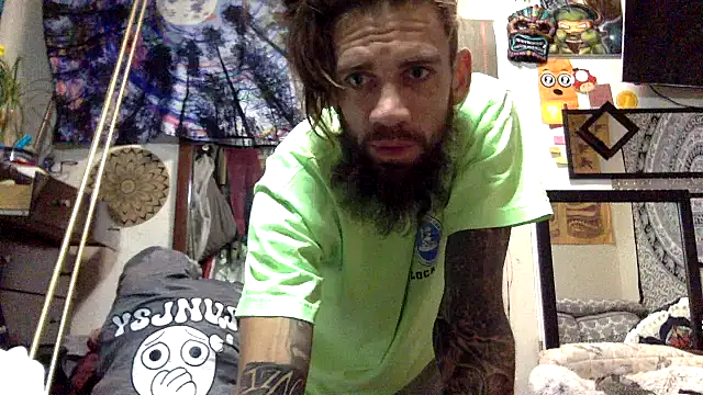 Snapshot of Robriguezxxx chatting on October 2025 03:38:01 AM Robriguezxxx online show from October 2025 03:38:01 AM