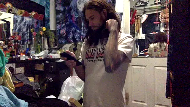 Snapshot of Robriguezxxx chatting on November 2025 05:33:01 AM Robriguezxxx online show from November 2025 05:33:01 AM