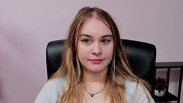 kitty valeria online show from February 2026 05:23:01 PM