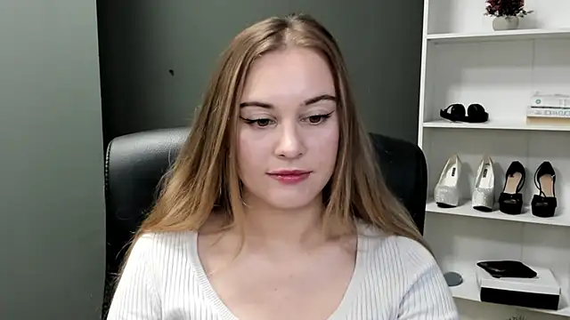 kitty valeria online show from March 2026 01:46:01 PM