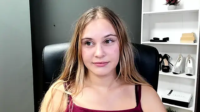 kitty valeria online show from July 2026 04:28:02 PM