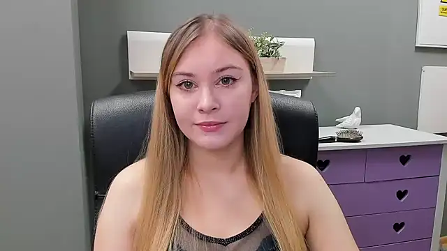 kitty valeria online show from February 2025 07:48:01 AM