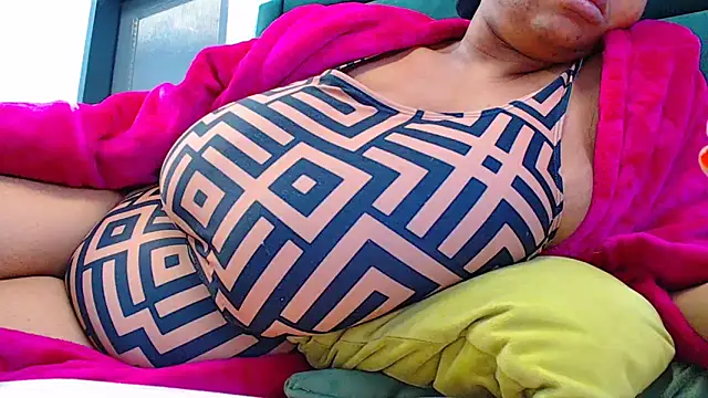 GoddessTitts online show from May 2026 05:39:02 AM