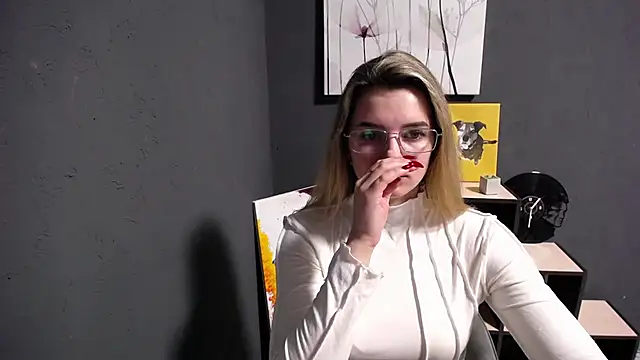 lady olivia  online show from February 2026 02:25:01 PM