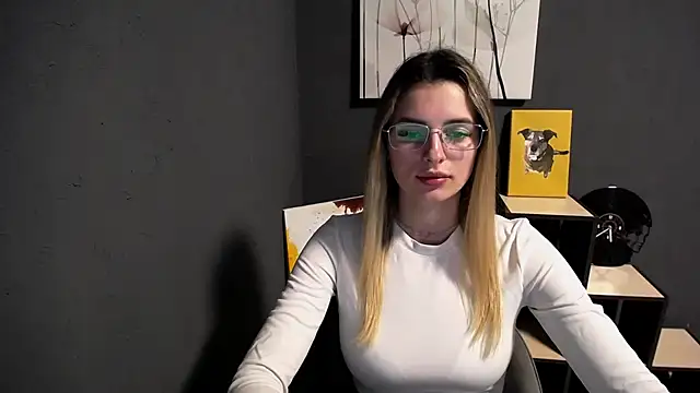 lady olivia  online show from May 2026 12:50:01 PM