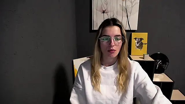 lady olivia  online show from March 2026 01:59:01 PM