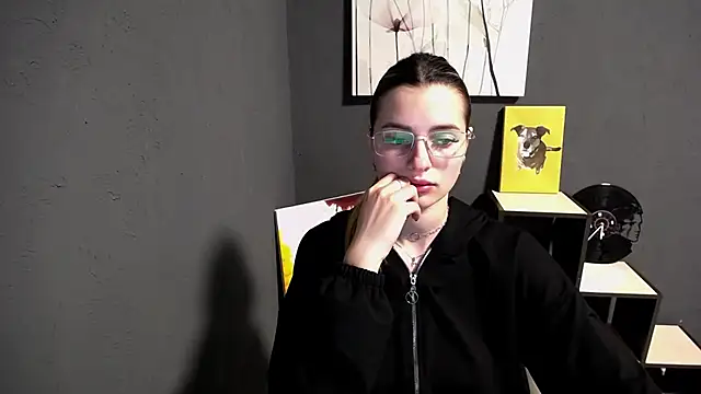 lady olivia  online show from May 2026 12:36:02 PM