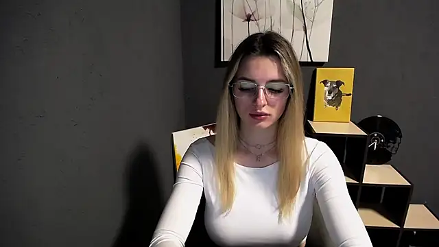 lady olivia  online show from May 2026 11:46:01 AM