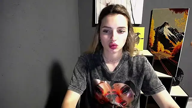 Snapshot of lady_olivia_ chatting on June 2026 04:19:01 PM lady olivia online show from June 2026 04:19:01 PM
