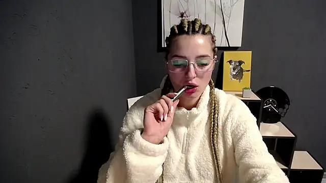 Snapshot of lady_olivia_ chatting on October 2025 02:52:02 PM lady olivia online show from October 2025 02:52:02 PM
