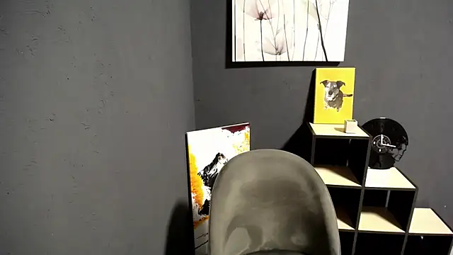 lady olivia  online show from February 2026 06:35:01 PM