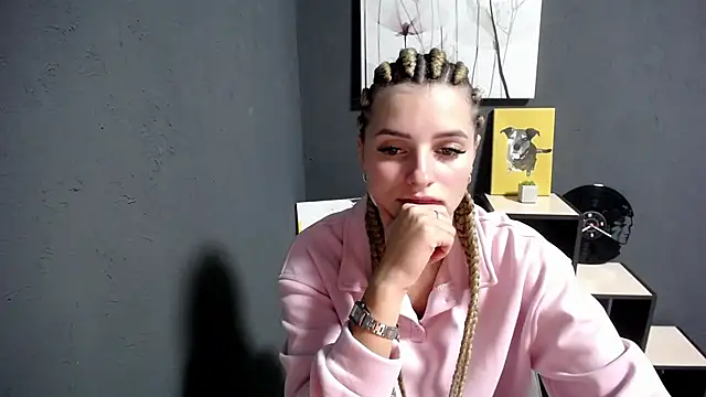 Snapshot of lady_olivia_ chatting on October 2025 03:34:01 PM lady olivia online show from October 2025 03:34:01 PM