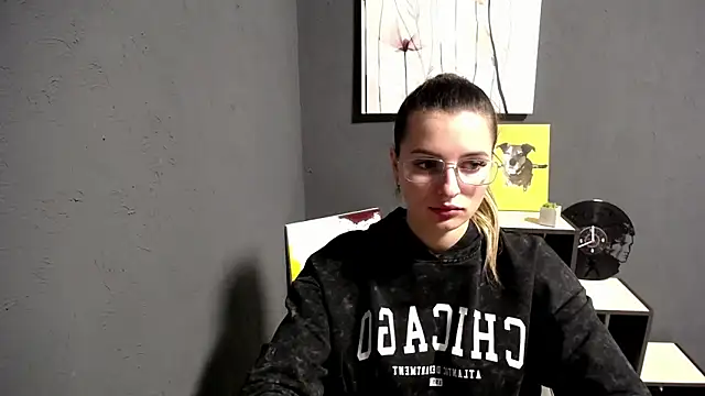 Snapshot of lady_olivia_ chatting on November 2025 02:21:01 PM lady olivia online show from November 2025 02:21:01 PM