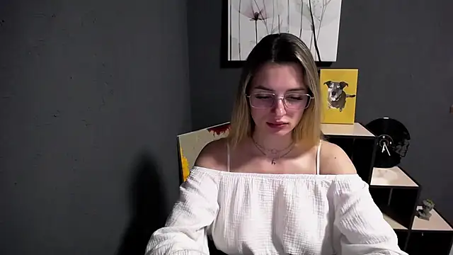 lady olivia  online show from May 2026 11:31:02 AM