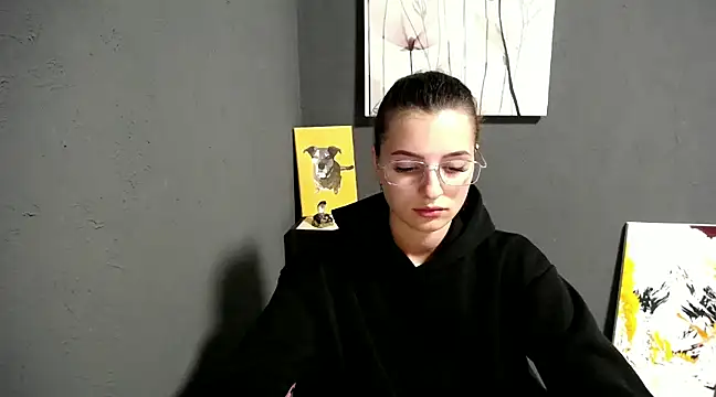 Snapshot of lady_olivia_ chatting on February 2025 02:05:02 PM lady olivia online show from February 2025 02:05:02 PM